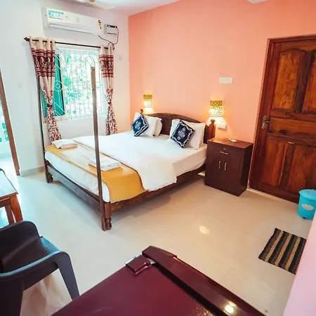 Santana Guest House-3